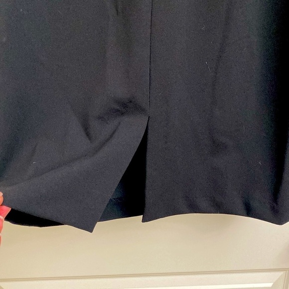 NWT Liz Claiborne Dress Women’s 4 LBD Bell puff sleeves sheath Black Preppy - Picture 6 of 11